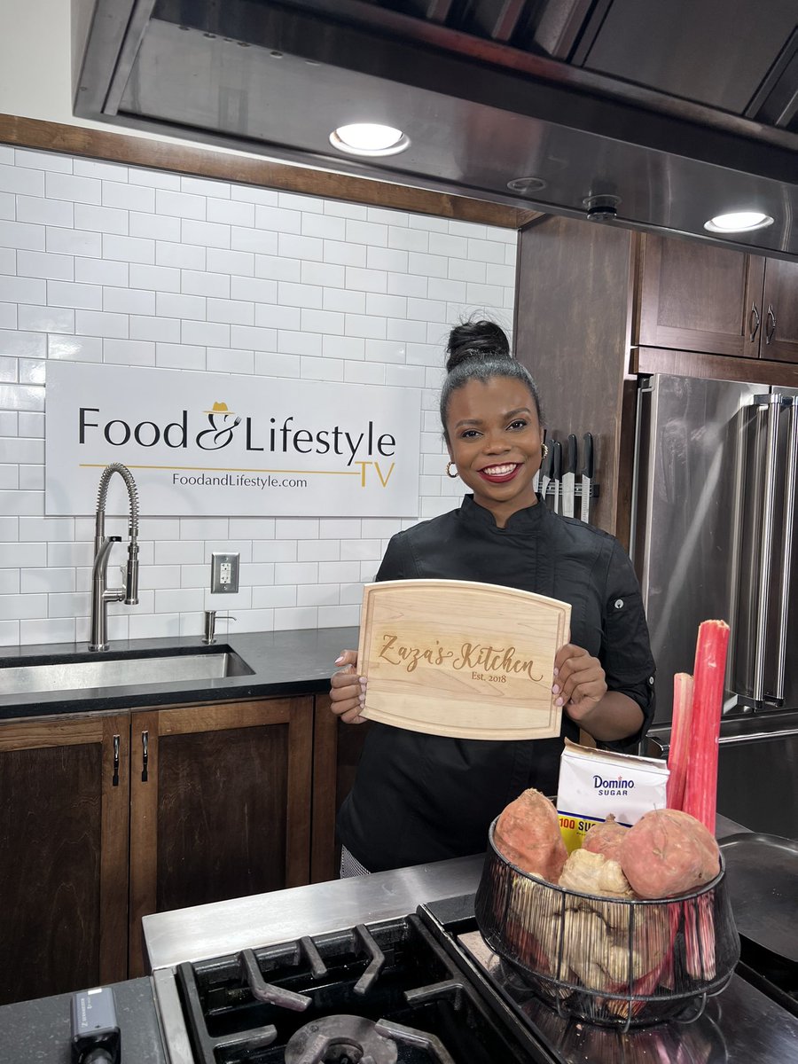 za_zazaaa's tweet photo. Y’all 🥺 I had my first cooking competition yesterday. And WON😭 https://t.co/jHvLkAzUTc