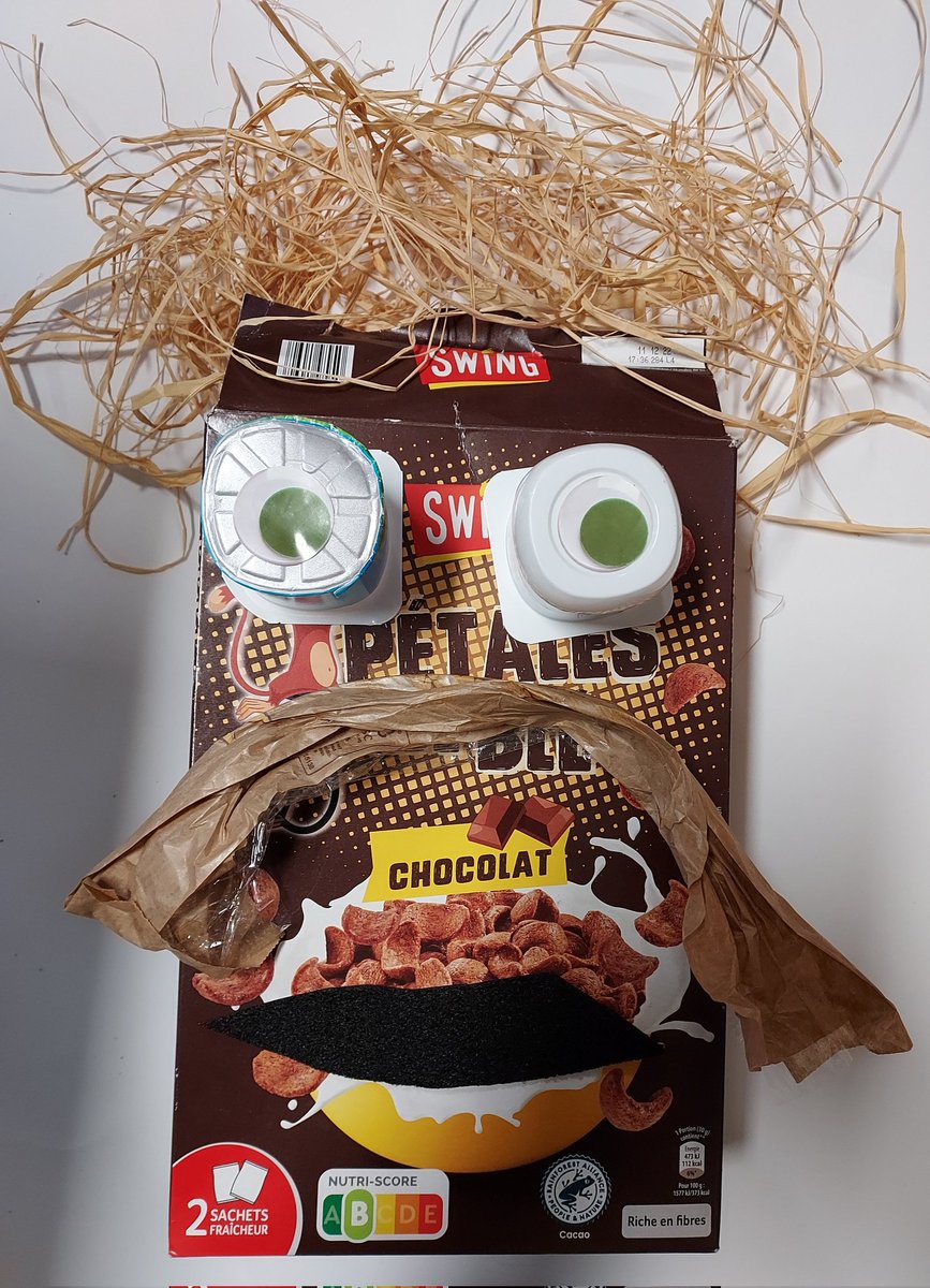 reggianio's tweet photo. Les élèves de l'école M.boyau ont terminé de créer la famille petit déjeuner pour le concours du  #Sydom #Aveyron. Trions les déchets! Voici José Pétales de blé, le grand-père. https://t.co/7vt2kqvJl6