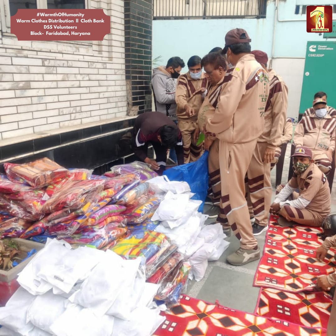DSSNewsUpdates's tweet photo. Warmth Of Humanity | Warm Clothes 🧥 Distribution under the pious guidance of Revered Saint Dr. @Gurmeetramrahim Singh Ji Insan | Cloth Bank | DSS Volunteers, Faridabad, Hry
#Donations #humanity #WarmthOfHumanity #ClothBank #ClothDistribution #ClothDonation #DeraSachaSauda https://t.co/mr5aGgZWR2