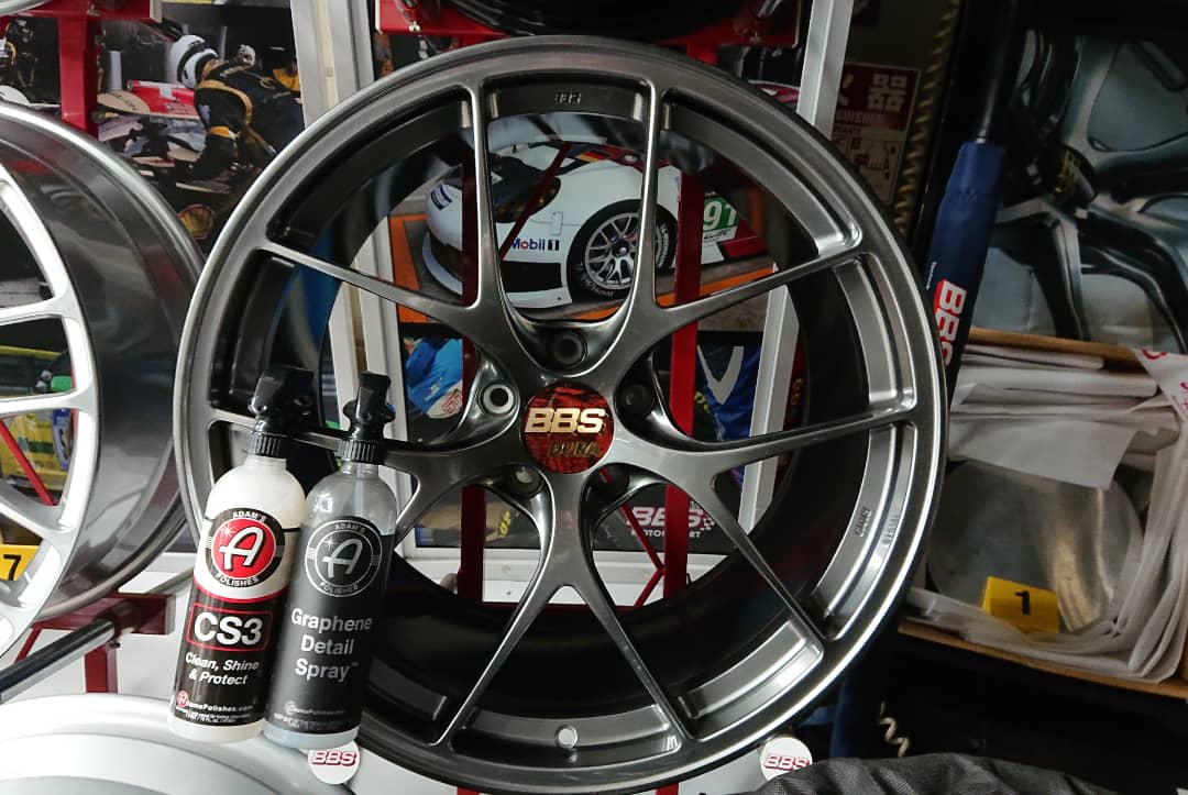 kazuomix103's tweet photo. 今日のオシゴト
BBS磨き ✨
#BBS
#Forgedwheels
#ThunderBoltJAPAN
#ForgedTitanium
#MadeinJAPAN
#ADAMSPOLISHES
#carcare
#madeinusa
#使ってみな飛ぶぞ https://t.co/0auSpyfza1