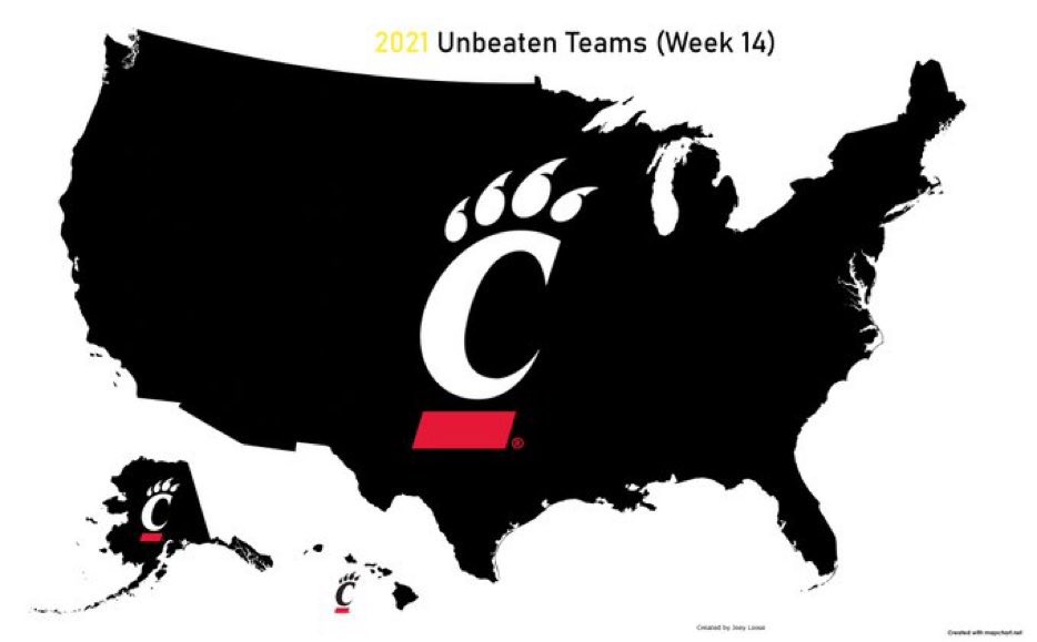 dbrooks1971's tweet photo. Map of undefeated college football teams. #Bearcats https://t.co/7zvNFcN9hz