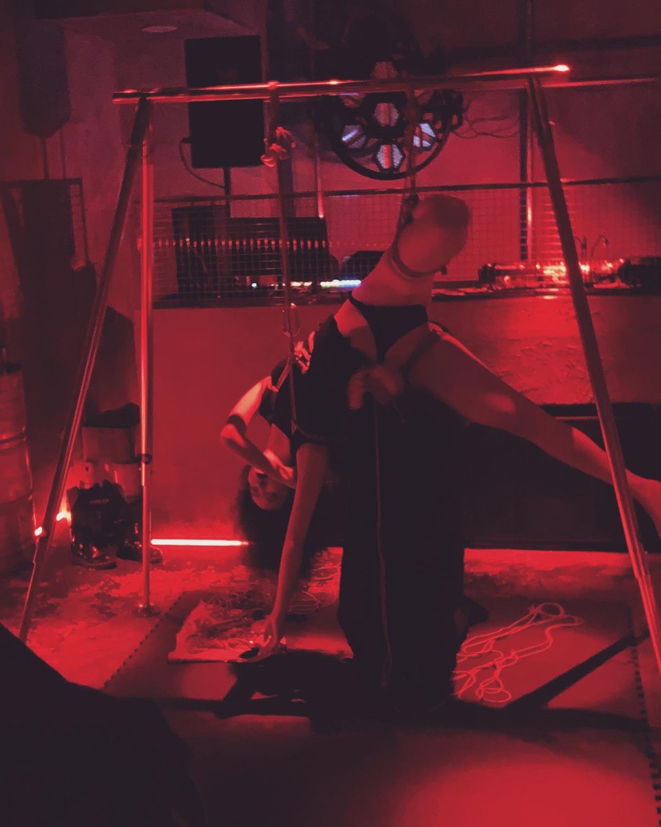 41&amp;mosaiccat

Location：Abyss

#緊縛 #shibari #shibariphotography #kinbaku #ropes  #kinky #bdsm #shibarifashion #bondage #繩縛 #绳艺 #縛り #緊縛 https://t.co/mUAWfMXLL3