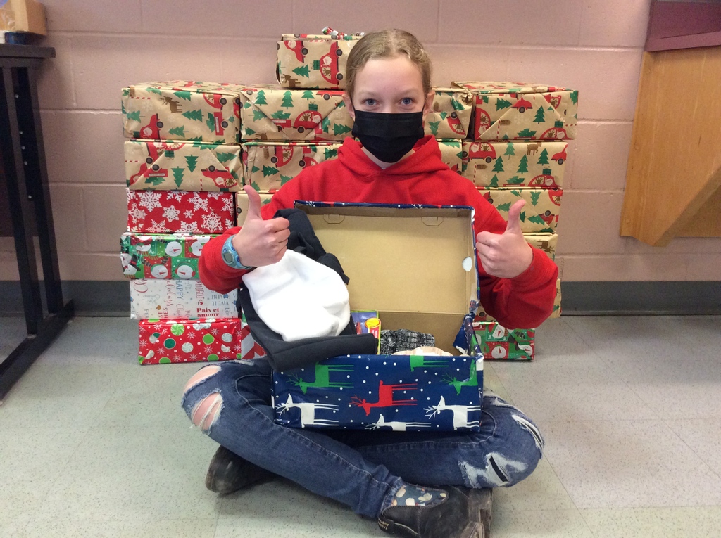 FundyTextile's tweet photo. We would like to recognize Redcliff Middle School for providing 26 boxes to the Shoebox Project! 

GREAT WORK REDCLIFF! 

There is still time to donate to the Shoebox Project!

https://t.co/WojZywqzjP

@shoeboxcanada
@redclifftweets https://t.co/Gll029laBl