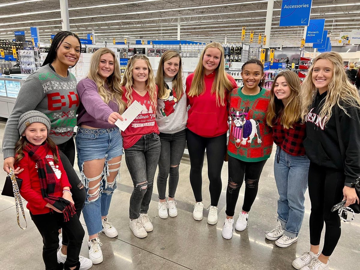 What a blessing to be with my team again &amp; Angel Tree shop ❤️. <a href="/ARVisionElite2/">AR Vision Elite</a>