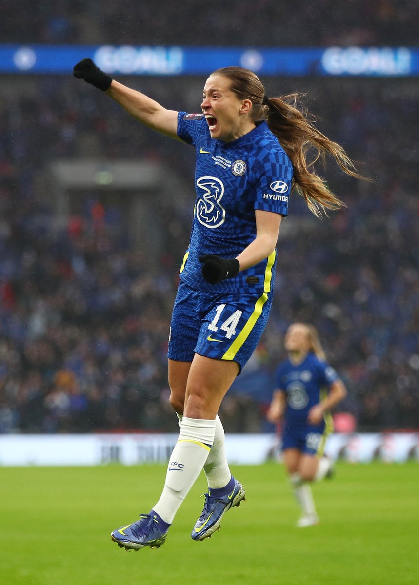 ChelseaFCW's tweet photo. Fran Kirby. 

That's the tweet! 

#CFCW #WomensFACupFinal https://t.co/O5hHUq6Q5E