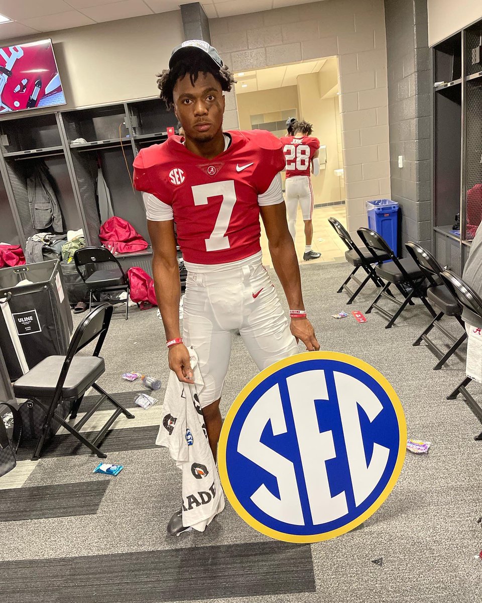 CoachBA1010's tweet photo. Congrats Gentleman For Winning the SEC Championship @AlabamaFTBL @TKJaayy @c7_brooks @ChristianJ20FB https://t.co/hLtjTcvqgB