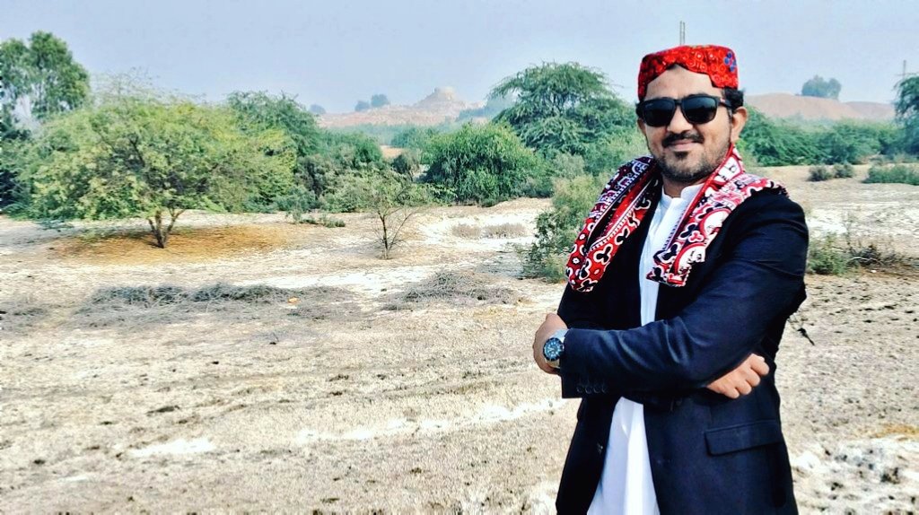 ڪلچر! قوم جي فردن جي روحن ۽ دلين ۾ شامل هوندو آهي. ❤️ 
~ مهاتما گانڌي

#SindhiCultureDay2021
#SindhiCulturalDay2021