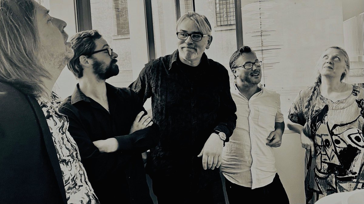 KEVIN FIGES WALLPAPER MUSIC Album Launch is at FRINGE JAZZ at The BRISTOL MUSIC CLUB,BS8 1LP, Wed 8th Dec at 7PM. #BrigitteBeraha - Vocals, #KevinFiges - Sax, Jim Blomfield - Keys, Ashley-John Long - Bass &amp; Mark Whitlam - Drums
TICKETS at fringejazz.com/gig-list.html