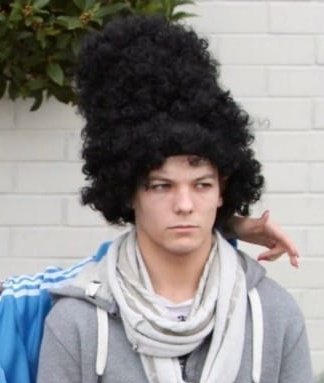 Hanachmayne's tweet photo. دوستاننننن گفته باشم هیچکی حق نداره @Elenadz1d این بشرو بدزده
این دختره منه بکشید کنار https://t.co/ykiBQr7WuD