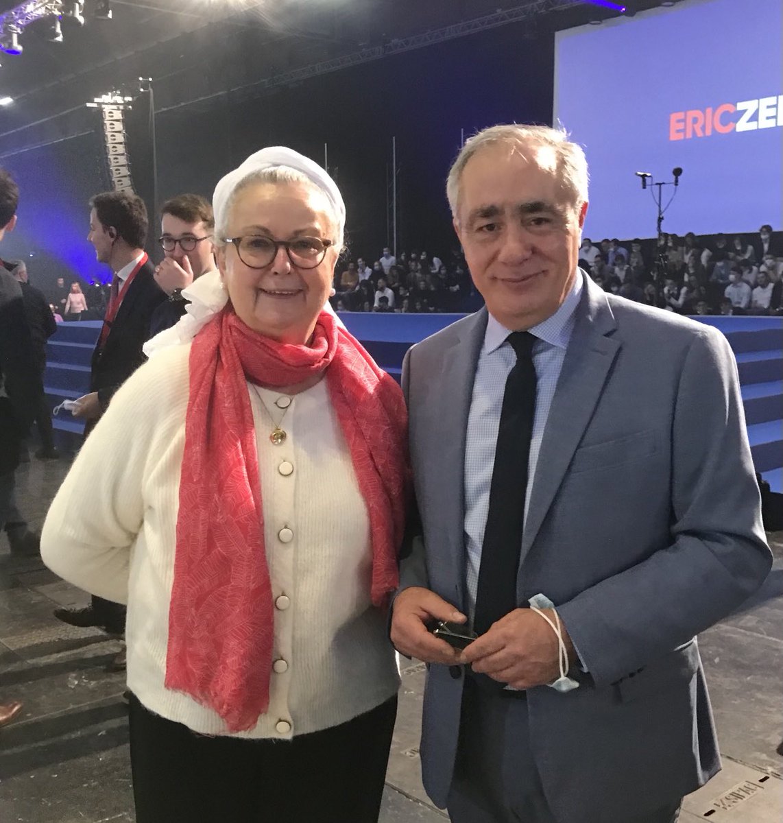 OuchikhKarim's tweet photo. Heureux de retrouver Christine Boutin à #Villepinte.

#Zemmour2022 https://t.co/VOqHkhOAFC