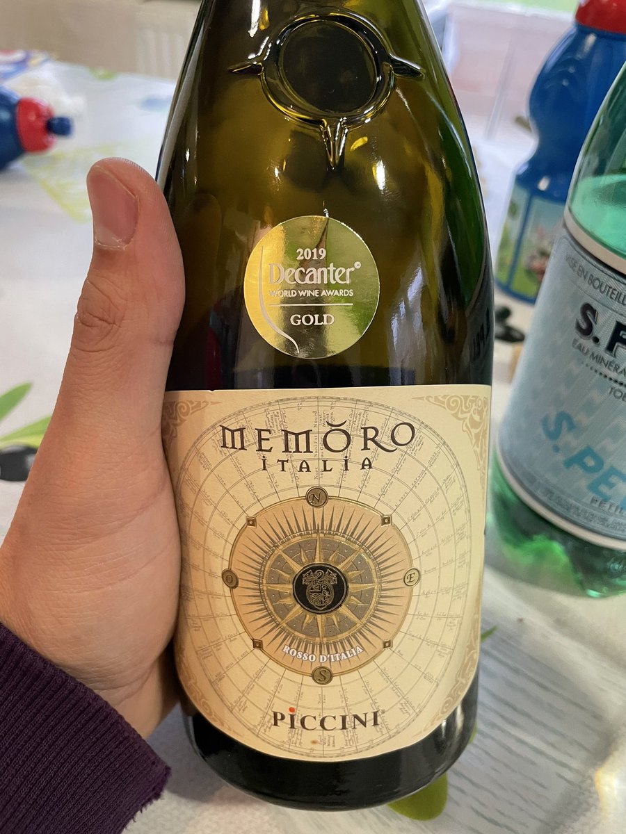 deives83's tweet photo. Eu e a @juliana_nutri  hoje 🍷 https://t.co/YyT5eDHNnt