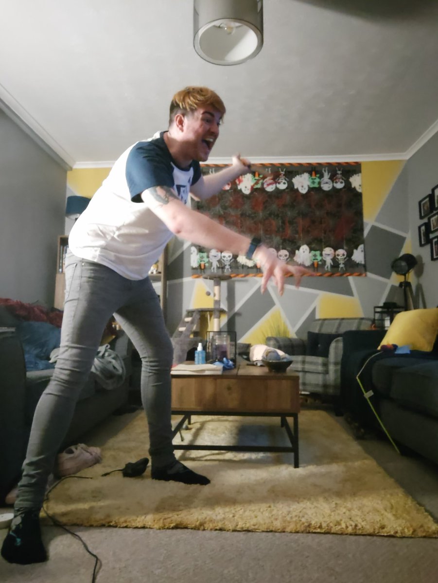 JackIngram95's tweet image. Same 🤷‍♀️ #selfreference