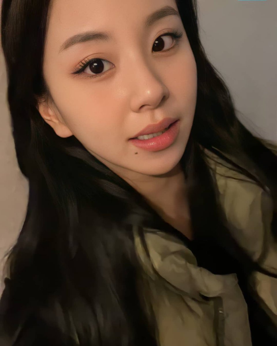 twice_picss's tweet photo. Son Chaeyoung

#TWICE #트와이스 #CHAEYOUNG https://t.co/uqDcq8ZPT3
