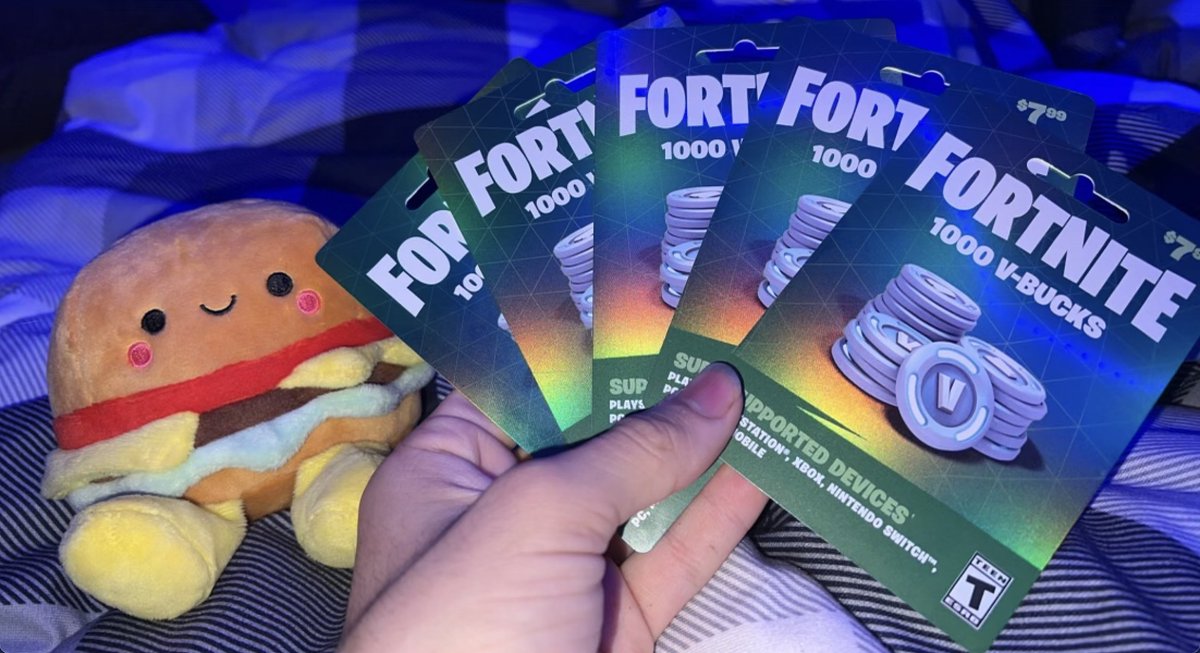 Use code "PEPE" #ad when buying the new Battle Pass

Follow &amp; show proof in replies and I might be giving away some free Vbucks Cards to you !! 🦔
