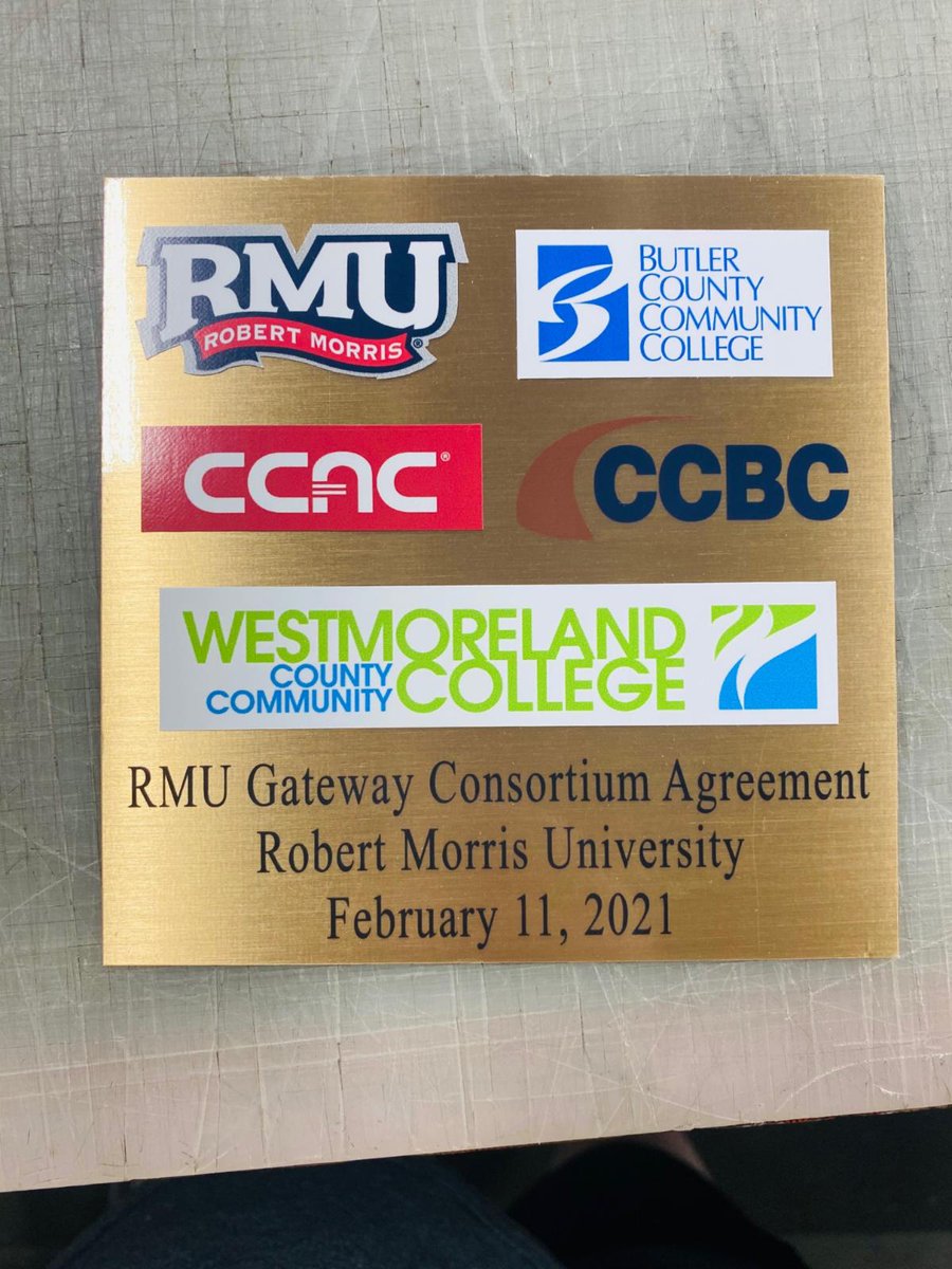 MrSign_PGH's tweet image. Engraved plaques can come in a single color, or you can add full-color logos. #Plaques #EngravedSigns #Award #MrSign #Pittsburghhttps://mrsignpittsburgh.com/products.cfm?signtypeProd=ST7&amp;amp;pgtype=ADA%20Signs