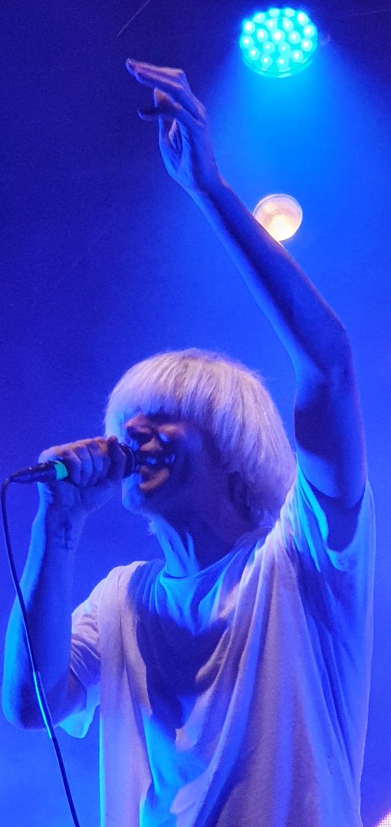Thank you <a href="/Tim_Burgess/">Tim Burgess</a> and <a href="/thecharlatans/">The Charlatans</a> for a fabulous night last night it was great to see you all again after such a long time!
<a href="/JustLookin07/">Bev DF</a> and I were in our element 💚 as you all obviously were too top form!