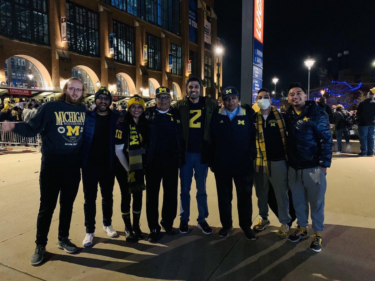 GulatiPod's tweet photo. B1G CHAMPS #GoBlue 〽️ https://t.co/DVbmpkRzsl