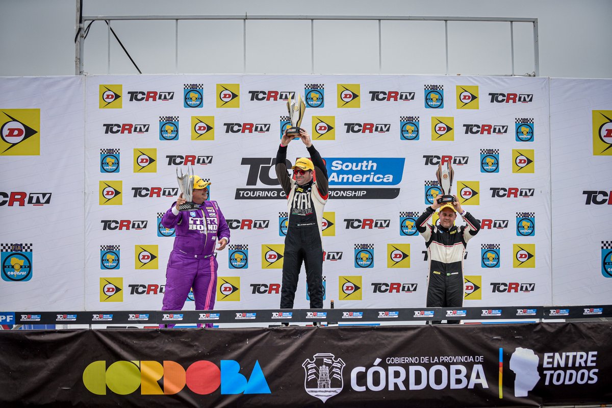 tcrsouthamerica's tweet photo. ¡Con su segundo lugar en la carrera 2, Adalberto Baptista del #CobraRacing, se consagró campeón de la #CopaTrophy 2021 del #TCR #SouthAmerica! 

¡@mantajavier ganó la carrera y @fmcasagrande completó el podio! 

Parabéns Adalberto Baptista 🙌🙌🇧🇷🇧🇷🏁🏁 https://t.co/gWzs31Wfge