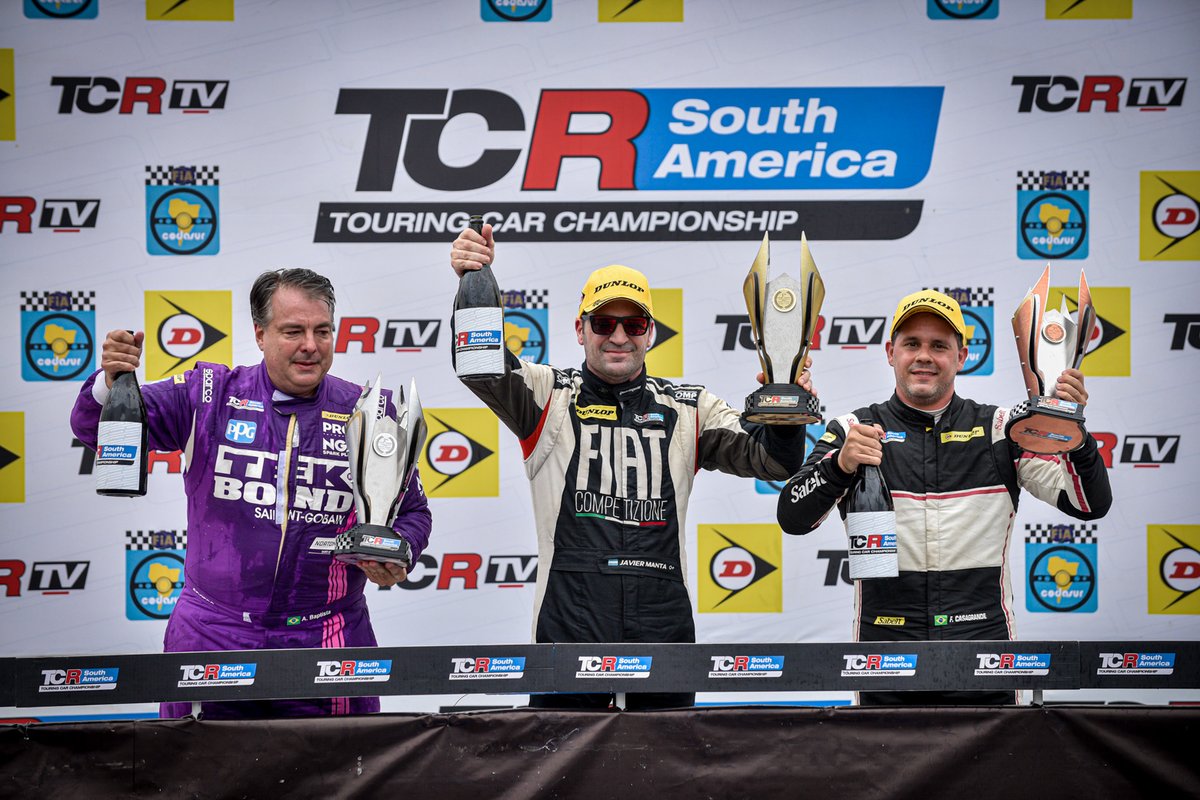 tcrsouthamerica's tweet photo. ¡Con su segundo lugar en la carrera 2, Adalberto Baptista del #CobraRacing, se consagró campeón de la #CopaTrophy 2021 del #TCR #SouthAmerica! 

¡@mantajavier ganó la carrera y @fmcasagrande completó el podio! 

Parabéns Adalberto Baptista 🙌🙌🇧🇷🇧🇷🏁🏁 https://t.co/gWzs31Wfge