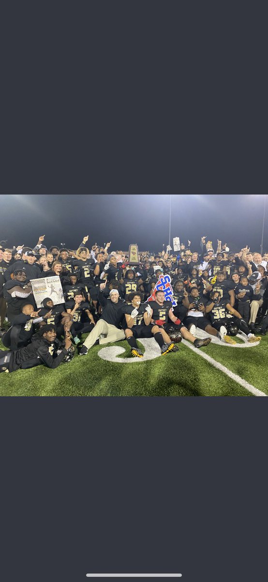 _dowdle4's tweet photo. State champions🏆 https://t.co/WSkKMGfuvf