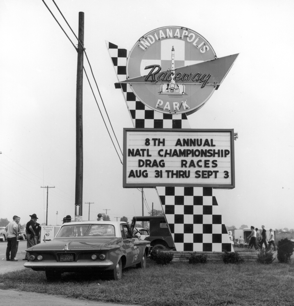 Sundays are for race days. 😍 

Looking forward to continuing our tradition hosting the <a href="/NHRA/">NHRA</a> #USNats in 2022! 🇺🇸

By the way... how many of you still call it IRP? 😄