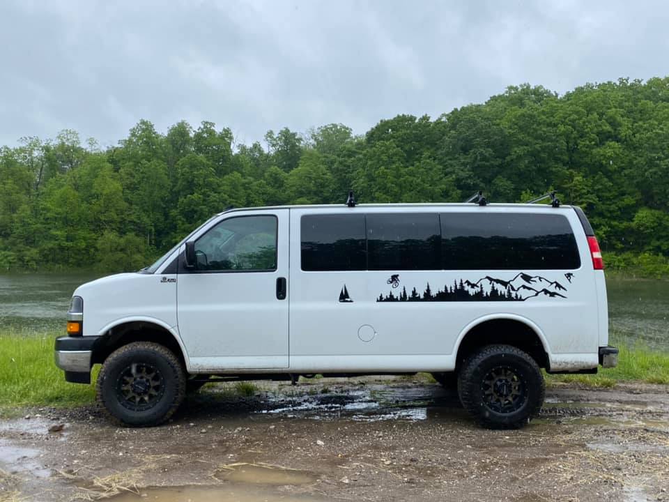 It's about that time, let's #getdirty!
📷 Jeff Cochran
.
.
#muddin #rainyday #4x4offroad #expandyourplayground #vanlife #adventurevan #bigkidtoys #getoutside #quigley
