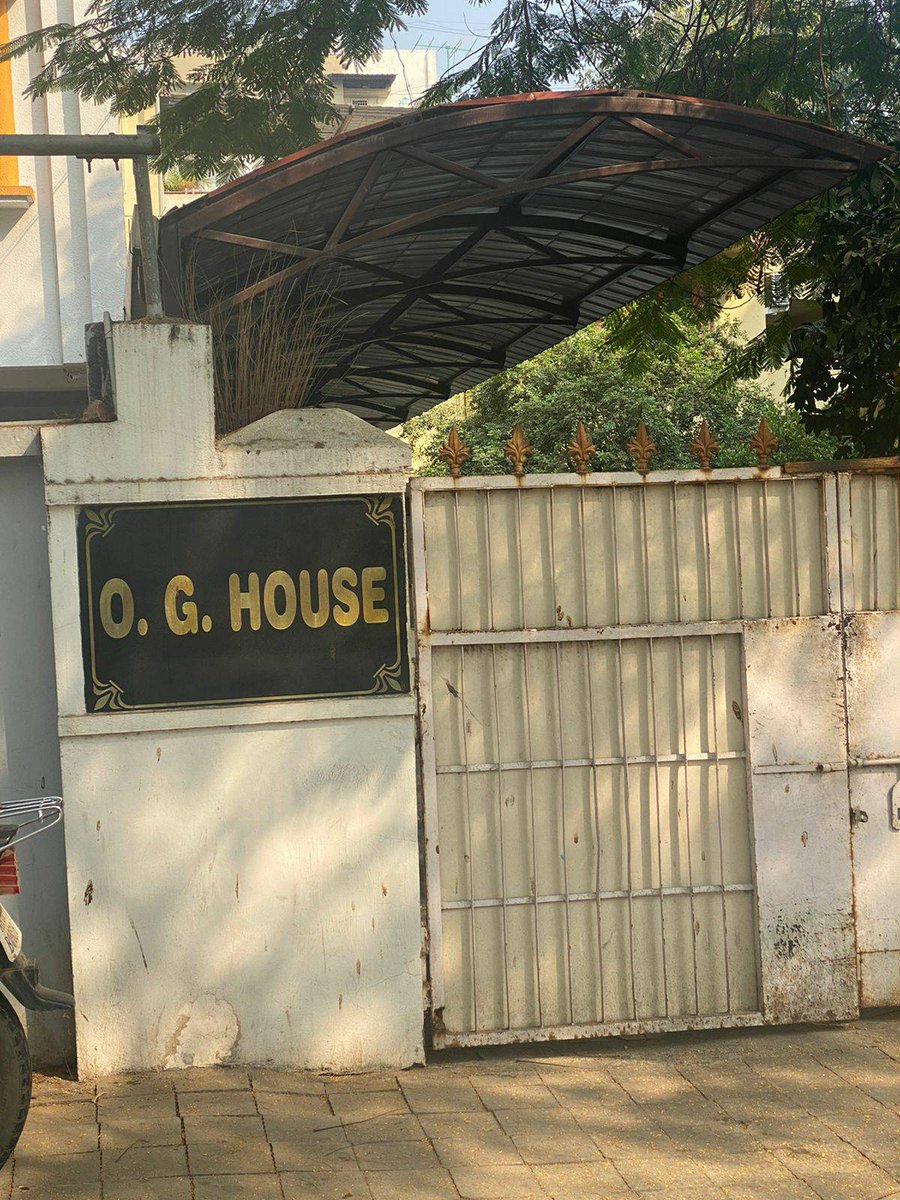 trivedi248's tweet photo. What a name for your residence
#MARK1051 https://t.co/c0c9pJLnyV