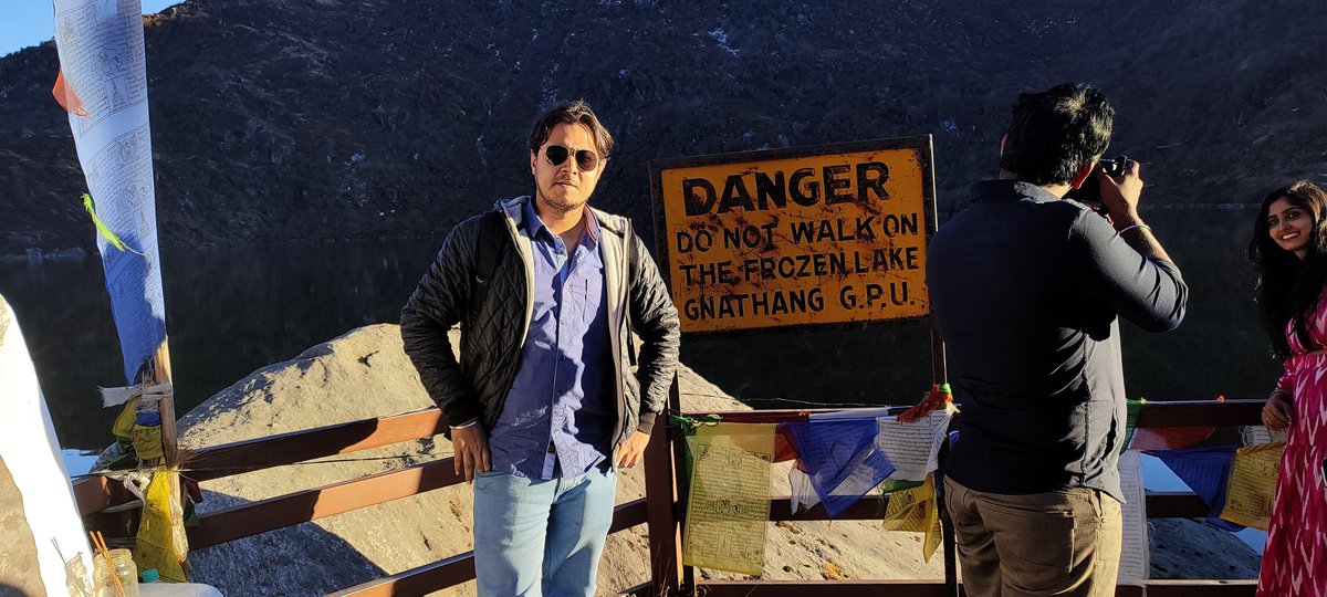 Changu lake..The only lake at an altitude of 12,400 ft
#sikkim #sikkimtravel #travelvlog #travelgram #sikkimtour #travelindia #sikkimtourism #nathula #changu #northeastindia #travelblogger #mountainview #traveladdict #incredibleindia #lake #changulake #indiatravel