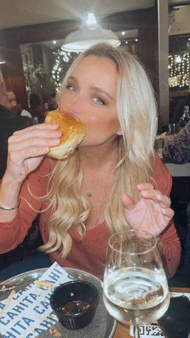 On the outside I look fine, deep down I just want to be eating this Turkey Cubana again from @CAHITA_UK<a href="/tag/loki"class="tags"><span>#loki</span></a>