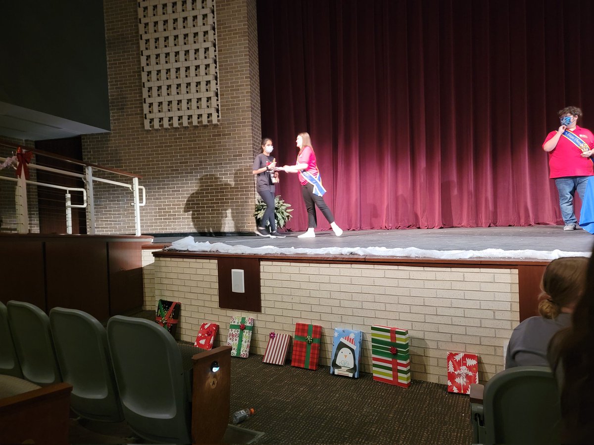 Coach Parish tweet media