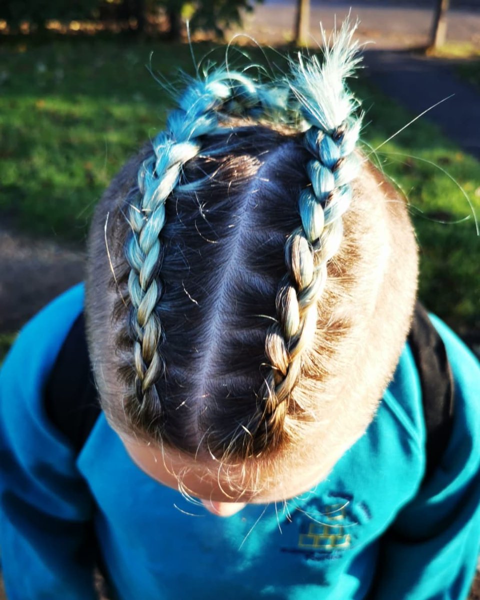 Leo is one of my school friends.

When I became an angel Leo wanted to do something for my Sophie's Sparkle fund.

Leo has grown his hair, coloured it in and is shaving it all off.

Check out his link gofund.me/e8762ccf

Sophie would be so proud of you Leo. Well done!! xx