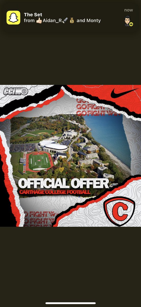 Alexandermgil04's tweet photo. After a great talk with @coachpadhye I am blessed to receive an offer from Carthage college. @coachpadhye @FootballVH @Lemmingscouting @EDGYTIM @OliverJamesWes1 https://t.co/x0hg9TbTIY