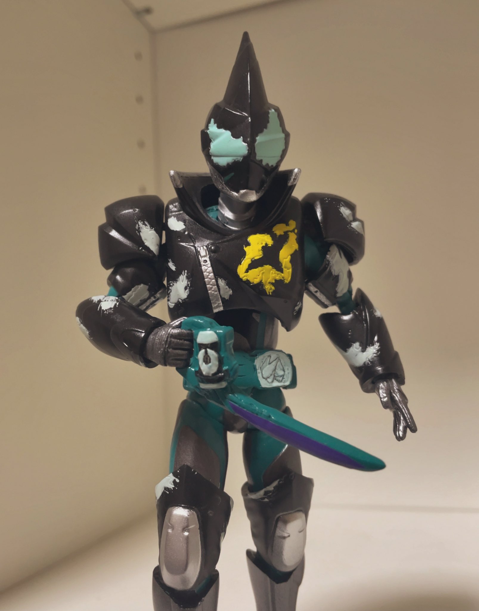 らいむ ゲノミクス ジャンヌ ジャックリバイス製作中 仮面ライダーエビルバットゲノム完成 喧嘩しようぜ お兄ちゃん 仮面ライダーリバイス 仮面ライダーエビル ニチアサフィギュア改造部 T Co 6wjicoue50 Twitter
