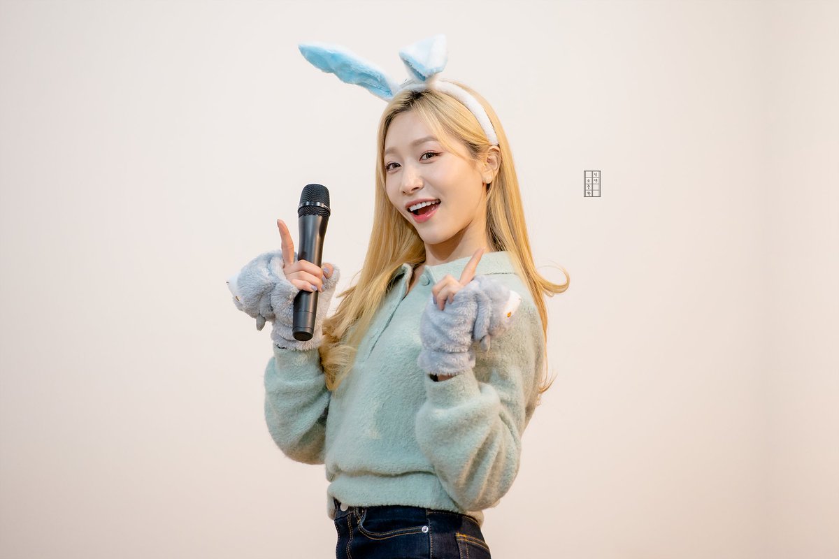 With_Soyeon_lb tweet picture