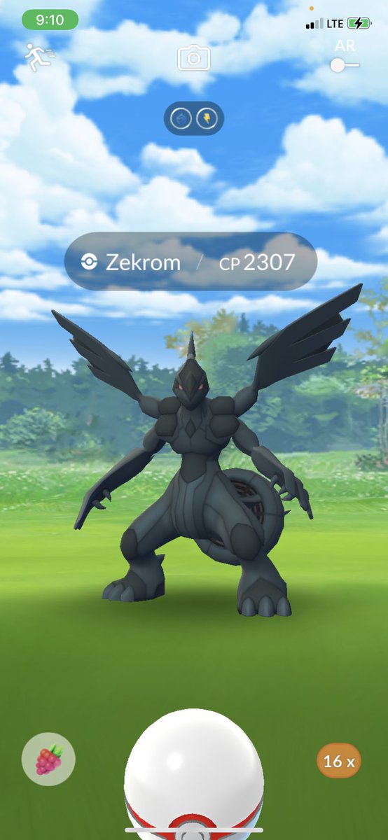 legacyhoesay's tweet photo. 2nd HUNDO!!!! 😍😍😍🤌
Thank you buddy @shawienmeister 🙏🏼
#PokemonGO #zekromraid https://t.co/RzUmqWbe3M