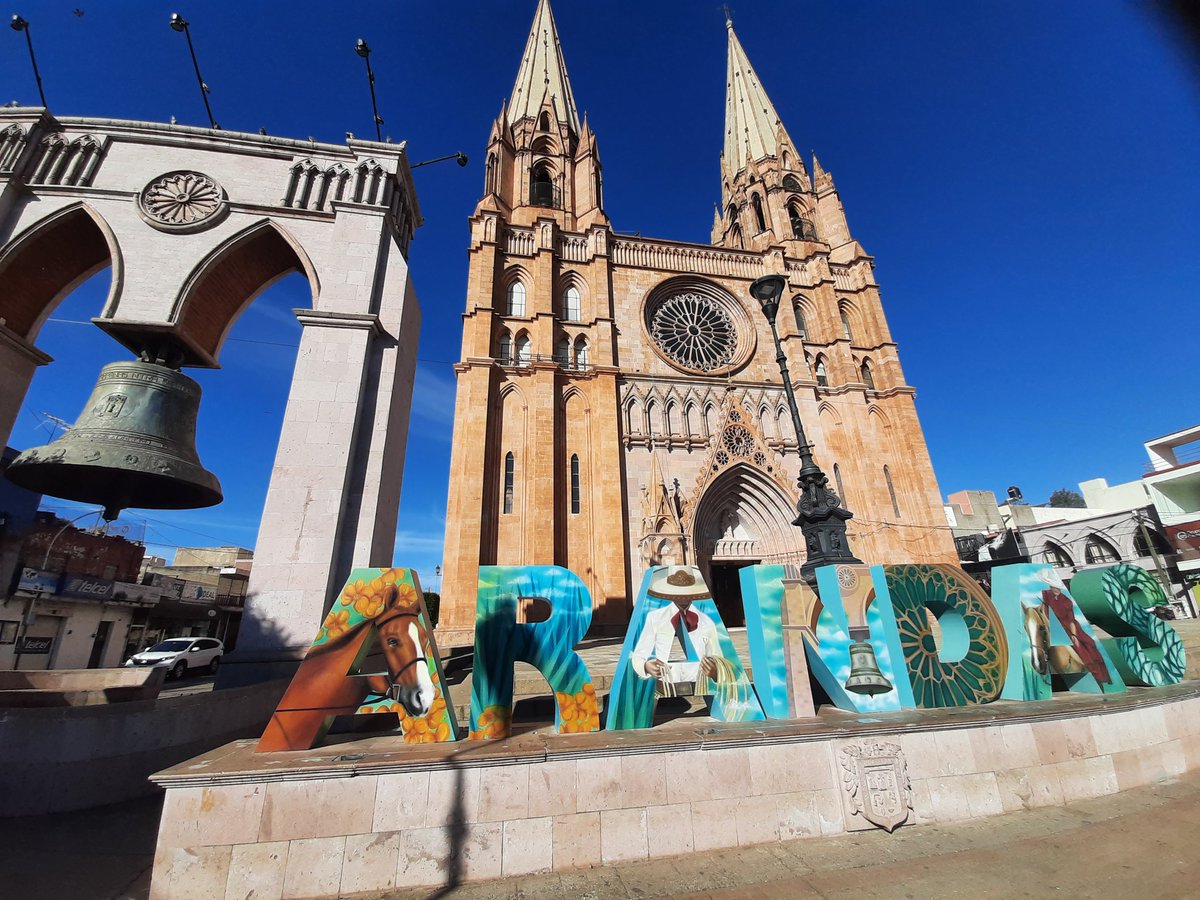 Arandas_Jal's tweet image. Excelente día. Primer domingo de diciembre 🤠