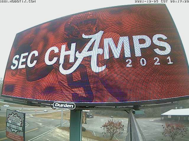 DurdenOutdoor's tweet photo. The Tide remains the Kings of the SEC! Look for these ads this week, that went up minutes after the game across the Durden Digital Network! #rolltide #sec #digitalooh https://t.co/1bljIvP0h9