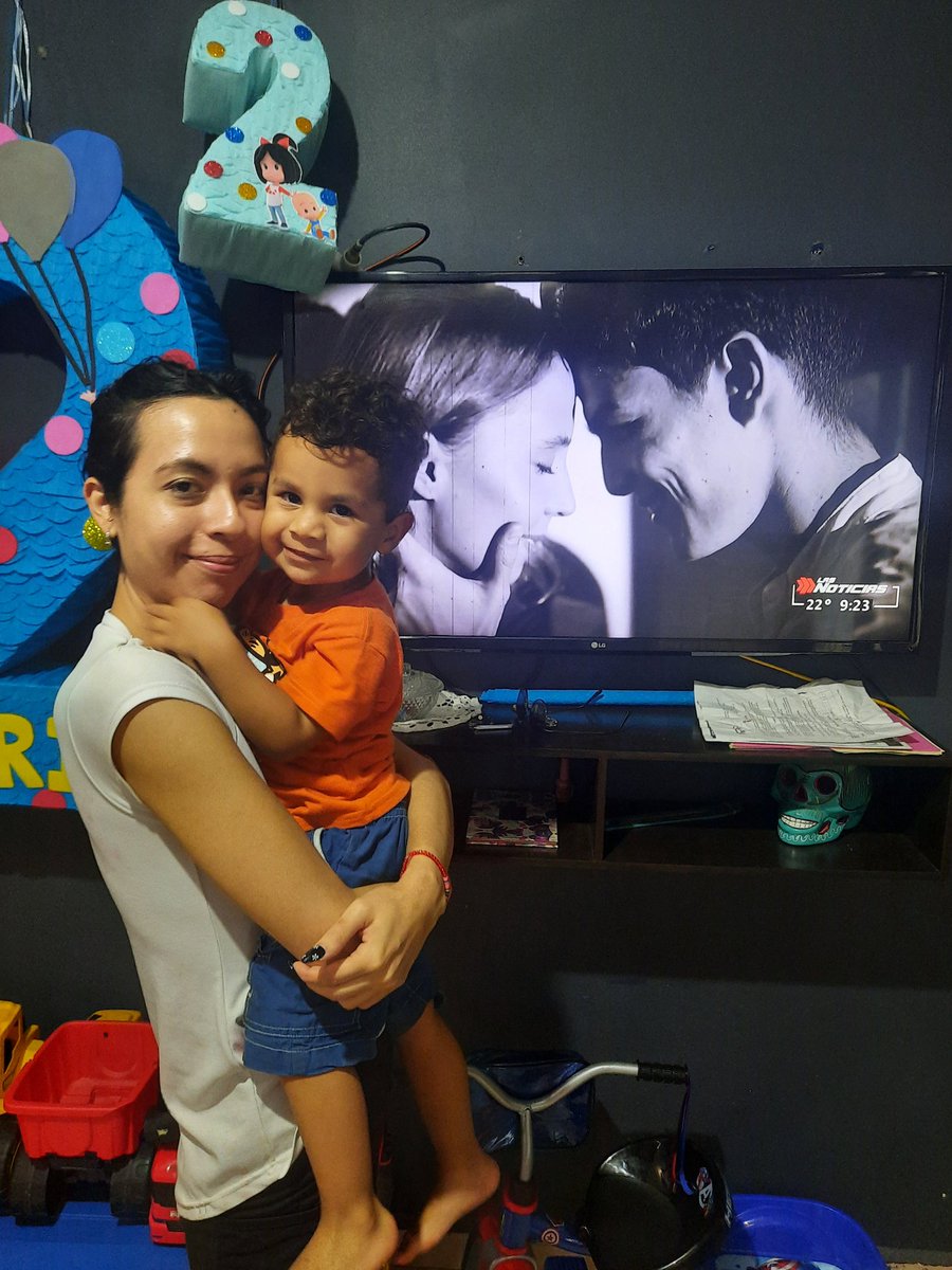 Ferhendrix2's tweet image. #lasnoticiasfds #cenanavideñalasnoticiasfds
Jair Fernando Herrera Salce

ESPERO GANAR!🤩