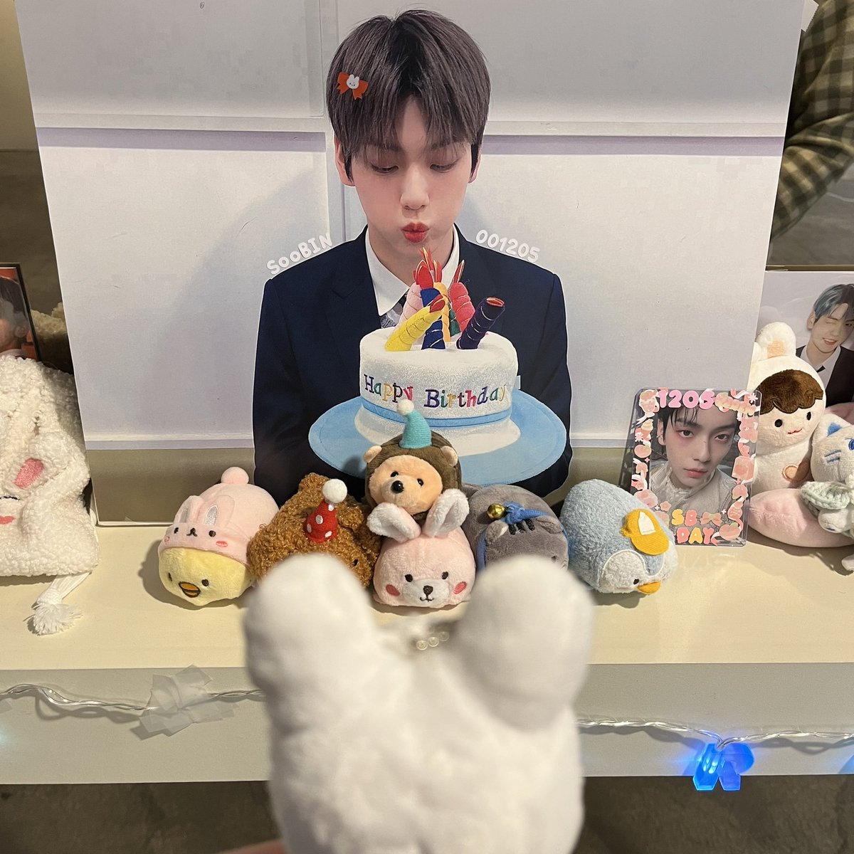choing_txt's tweet photo. 네번째로 갔던 
Cafe Brown City🎂

수비니 깜찍뽀짝한 사진들이 가득가득🥺💕
너무 귀엽다 수비니..... 특전 달력이 특히 귀여웠어요🐰❤️ 준비하시느라 고생하셨어요!!
잘 즐기다 갔습니당❤️ 생일 지났지만 생일 너무 축하했어 울 수비니🎉🎉🎉

#영화같은_수빈이의_순간들
#TAKE1_always_love_soobin https://t.co/PdJkPRdcDS