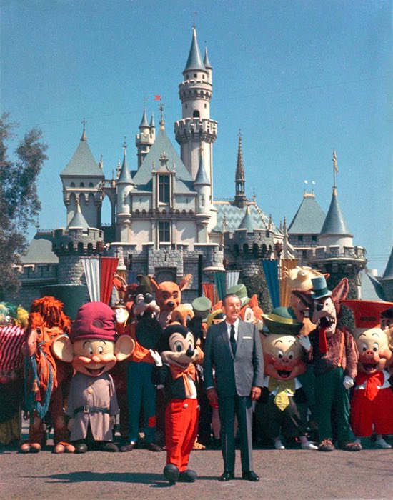 dlnt's tweet photo. Happy 120th birthday, Walt Disney! 

Your life’s work continues to be a source of joy and inspiration to all the world. https://t.co/iKeuSEr6s5