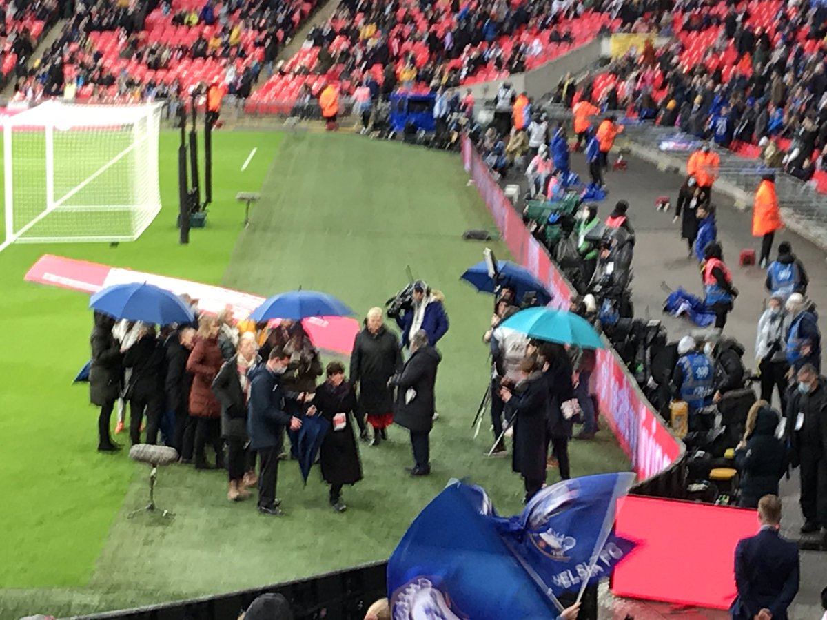 #WomensFACupFinal 40942. Wow!  Thanks to our female pioneers who have worked so hard to make this amazing day possibility 👏. Great to see the mighty wummin that is Elsie Cook getting this recognition ⚽️👏⚽️👏