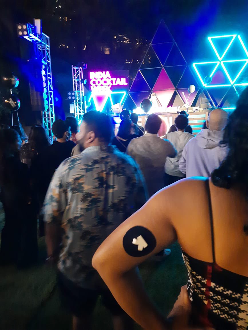 BpKeerthana's tweet photo. It’s all about the balance @UltrahumanHQ helping me enjoy the best of both worlds 🥳 #indiacocktailweek https://t.co/aWsfjWXTsZ