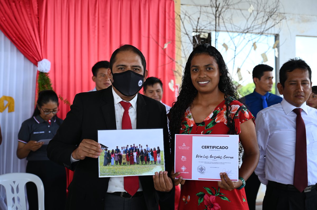 peru_projects's tweet photo. Tenemos la seguridad de que Dios dirigirá la obra en el siguiente año, avanzando con el nuevo grupo de misioneros en la selva peruana. 😊 https://t.co/OhgMqIaBjl
