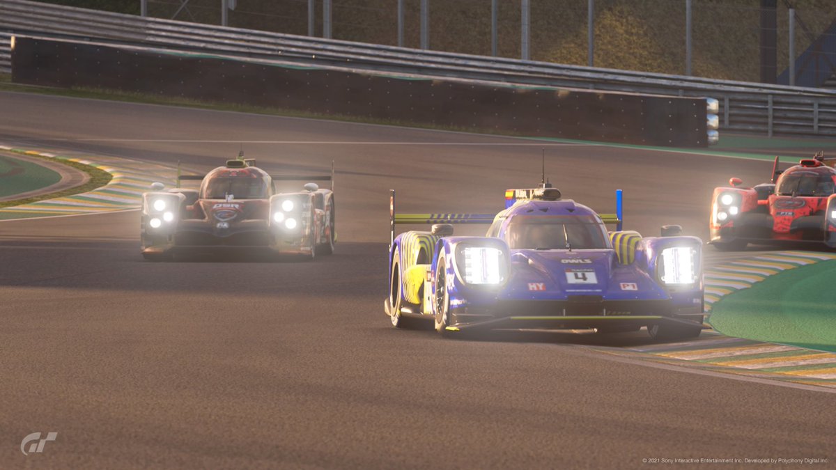 Gran Final de Campeonato LMP1 de <a href="/eWorldTour/">eRacing World Tour</a> para nuestro piloto <a href="/Luicr7s/">Luis</a> 🦉

Grandes luchas y buenos adelantamientos.

Gracias a los Organizadores por estos eventos !! 👏🏽👏🏽

#SomosOwls #Familia #GTSport #RFK #WT #EWT