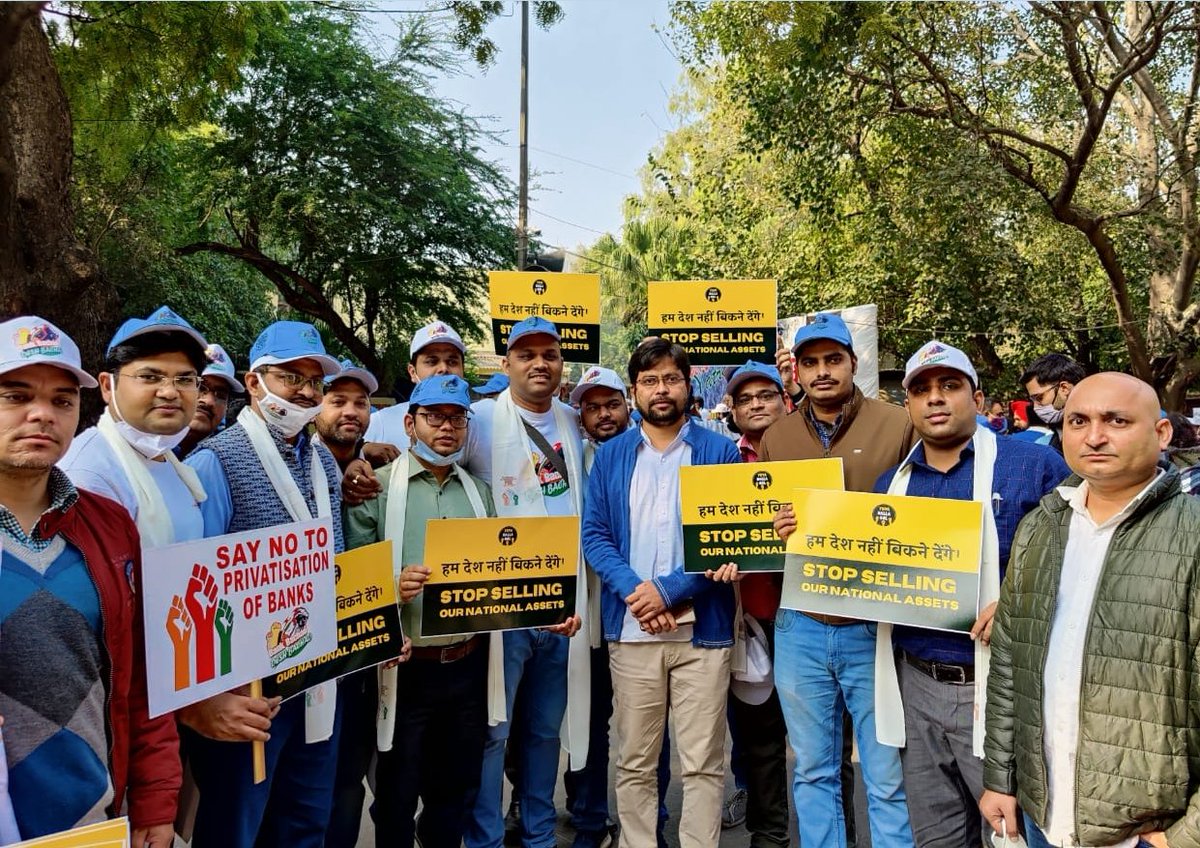 Ashurules09's tweet image. अगर कोई सरकार देश का विकास नहीं कर सकती तो उसको यह हक भी नही की देश को कुछ पसंदीदा मित्रो के हवाले कर दे.
जैसा आप करोगे, देश की जनता वैसा आपके साथ करेंगी
#NoVoteToIndiaSeller
@SunilKu92687431 @INCIndia @kanhaiyakumar @HansrajMeena @sanjaybpi @aiboc_in @PMOIndia @MamataOfficial