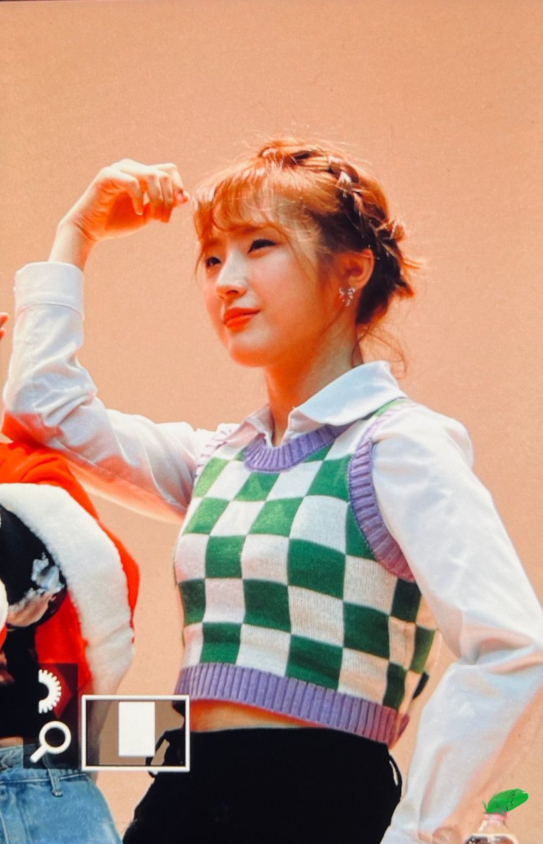 NEVER GETTING OVER THIS OUTFIT