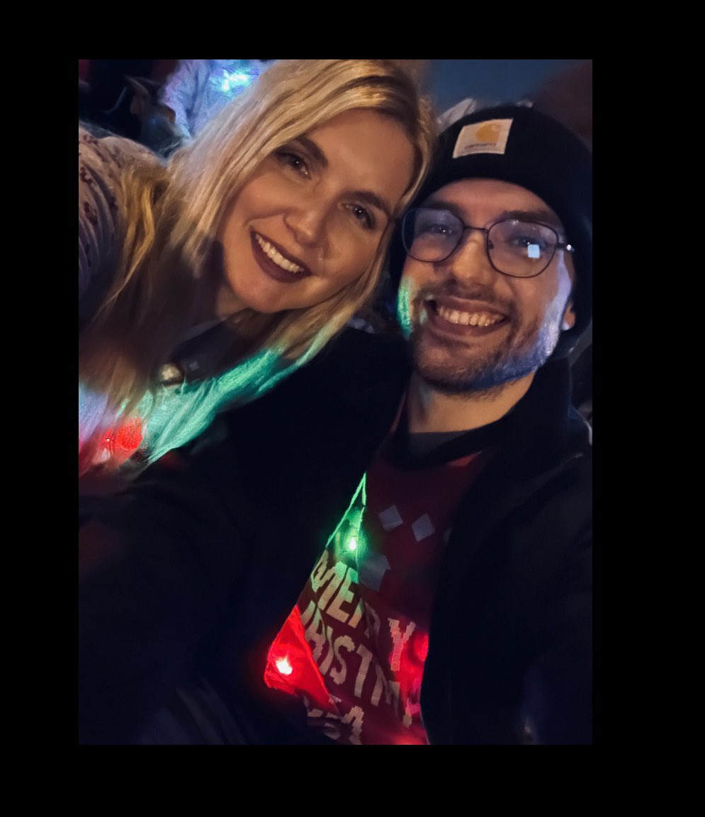ItsCaseyKay's tweet photo. Christmas festivities with my love @RarezyGG https://t.co/mJRbA2myFs