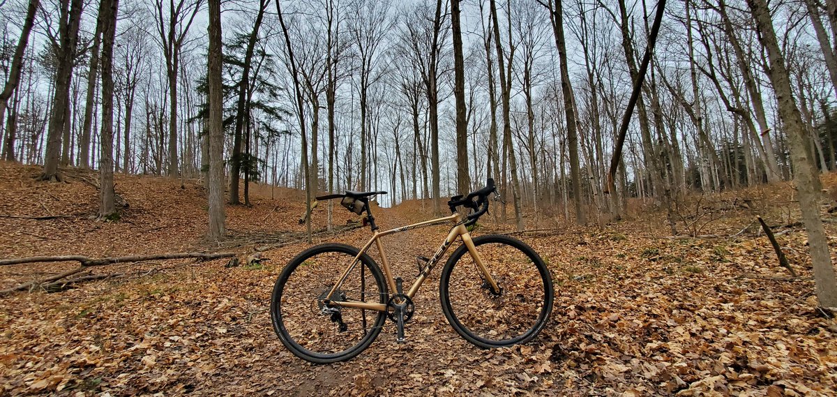 speedriverbike's tweet photo. What a great morning to get out and ride!

#getupandride #getoutdoors #gravel #trek #ridebikes #ridelocal #cycling #cyclingphotos https://t.co/by2errCcYx