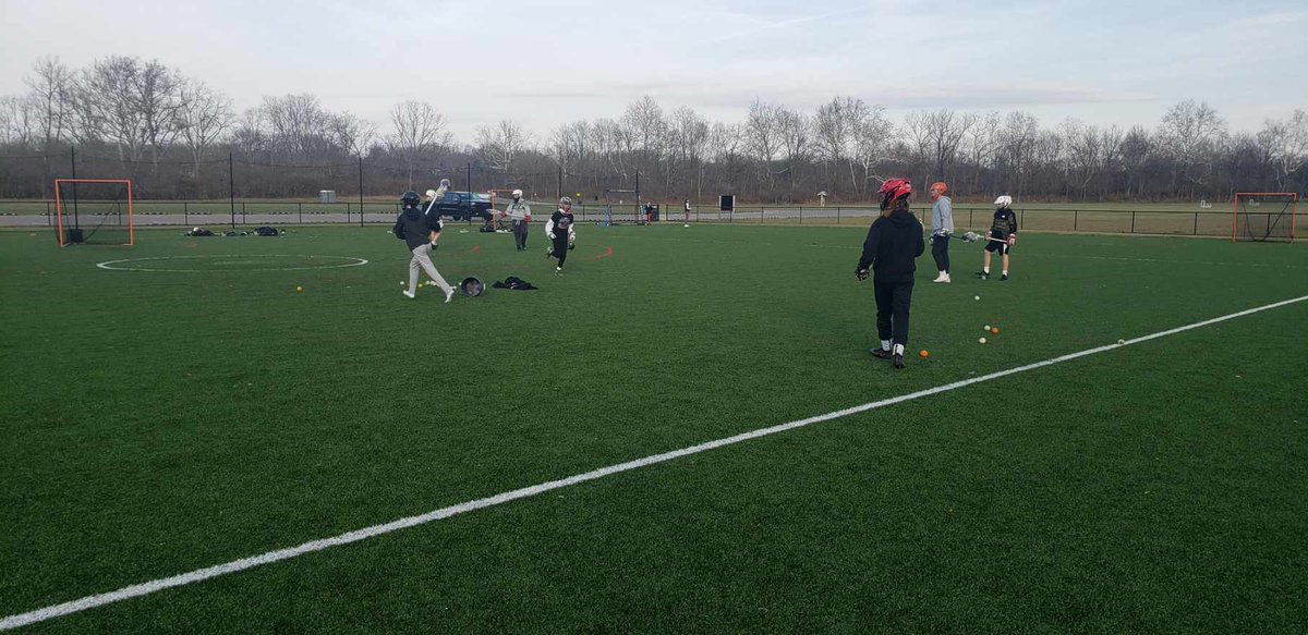 Franklin Lax players finding ways to get better...something special is being built...love this culture!
<a href="/Deaton532/">Jason Deaton</a> <a href="/Creechteam/">Aaron Creech</a> <a href="/brian_bales/">Brian Bales</a> <a href="/FCSWildcats/">FCS Wildcats</a> <a href="/FranklinAthlet2/">Franklin Athletic Boosters</a> @woodzzy1017 <a href="/mattabshear/">Matthew Abshear</a>