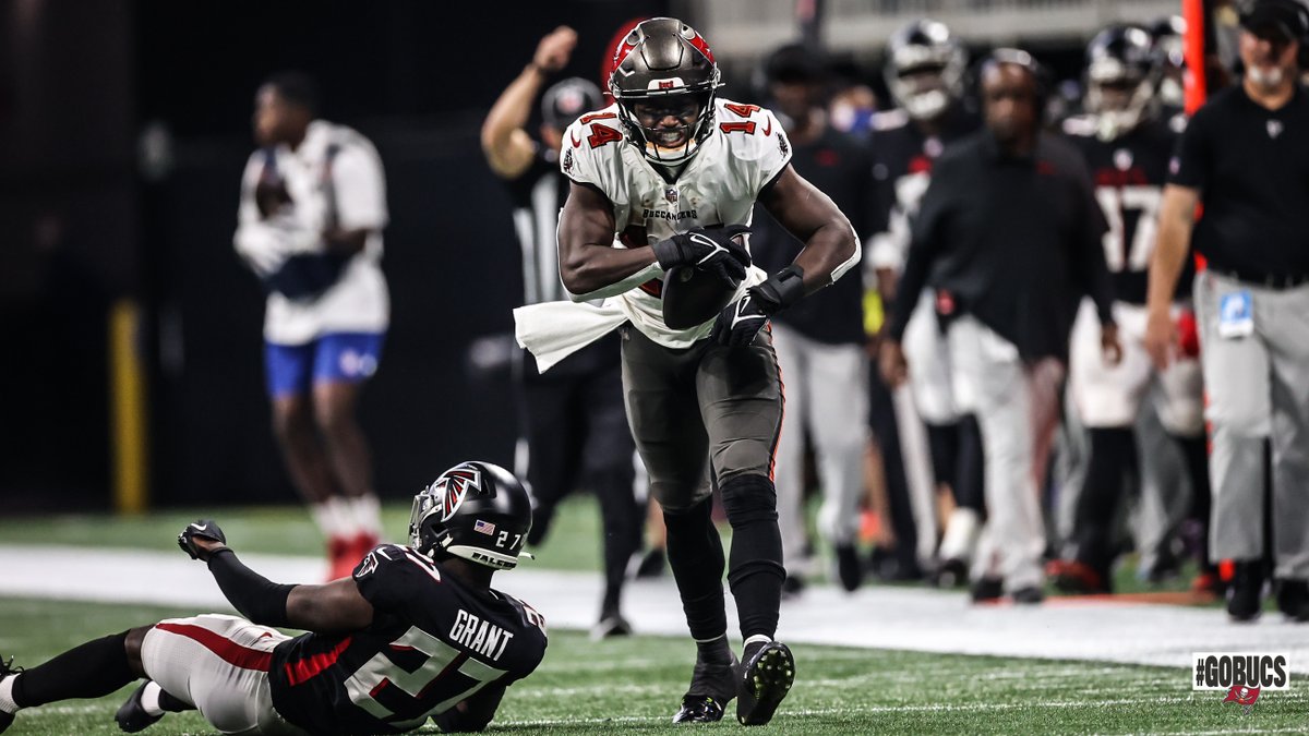 Buccaneers's tweet photo. With his 15th catch today, @CGtwelve_ now holds the franchise record for single-game receptions AND has the most catches in an NFL game this year. 👏

Every RT is a #ProBowlVote! https://t.co/m5zM8pe0sK